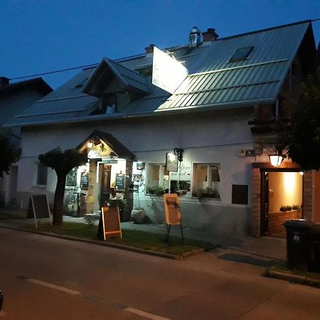 Hostel Piero Ljubljana Luaran gambar